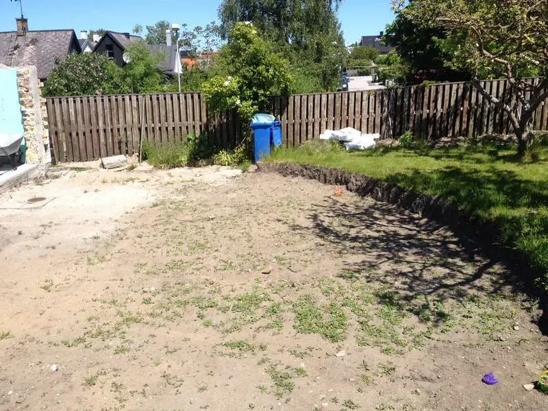Rund terrass och blomlådor – bild 3