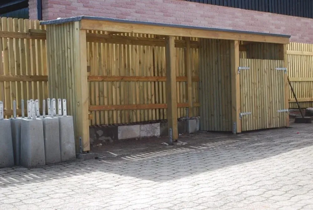 Vedförråd med sedumtak – bild 6
