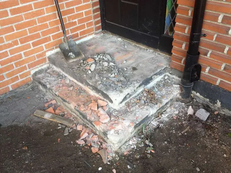 Mysigt runt trädäck i Lomma – bild 17