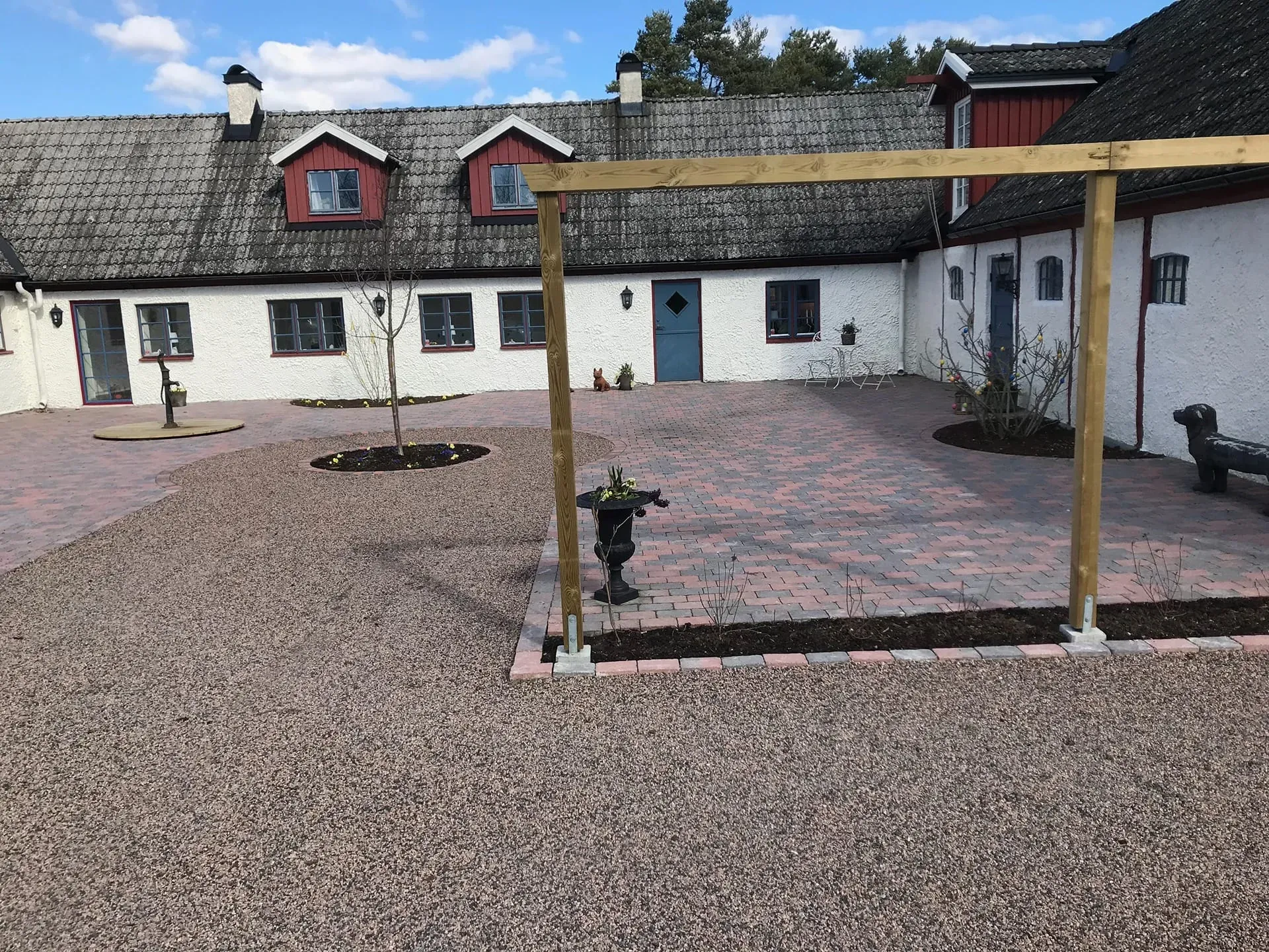 Carport och stenläggning i Flyinge – bild 23